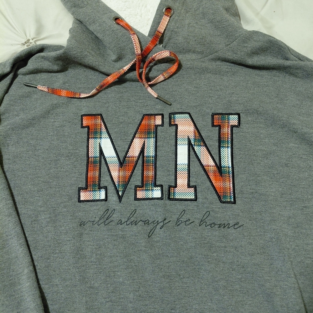 Maurices Womens Hoodie Size 0 (14-16) - Picture 2 of 7